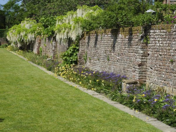 Rock Wall Installation in Saratoga Springs
